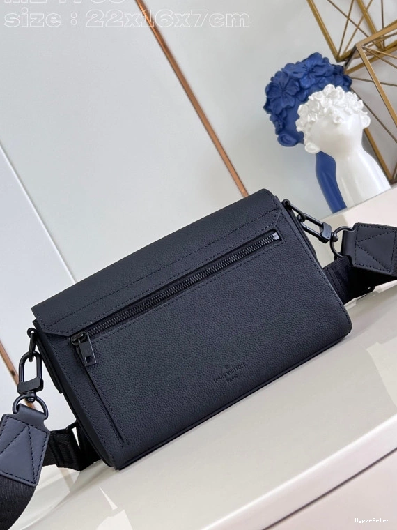 VUITTON Messenger LOUIS Takeoff PM-22*16.5*7CM 0714